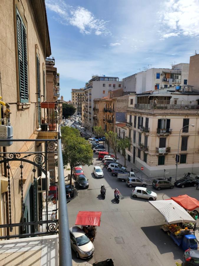 Casa Teatro Massimo Apartment Palermo Luaran gambar